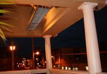 restaurant-patio-heat-under-attached-roof