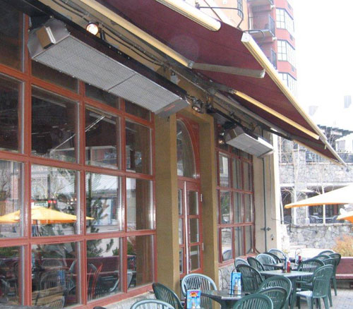 restaurant-patio-heater-awning-mounted